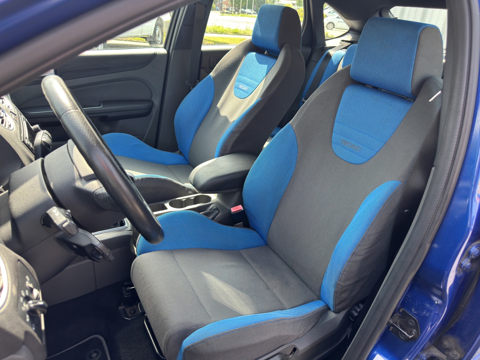 FORD Focus 2.5 Turbo ST-image-13