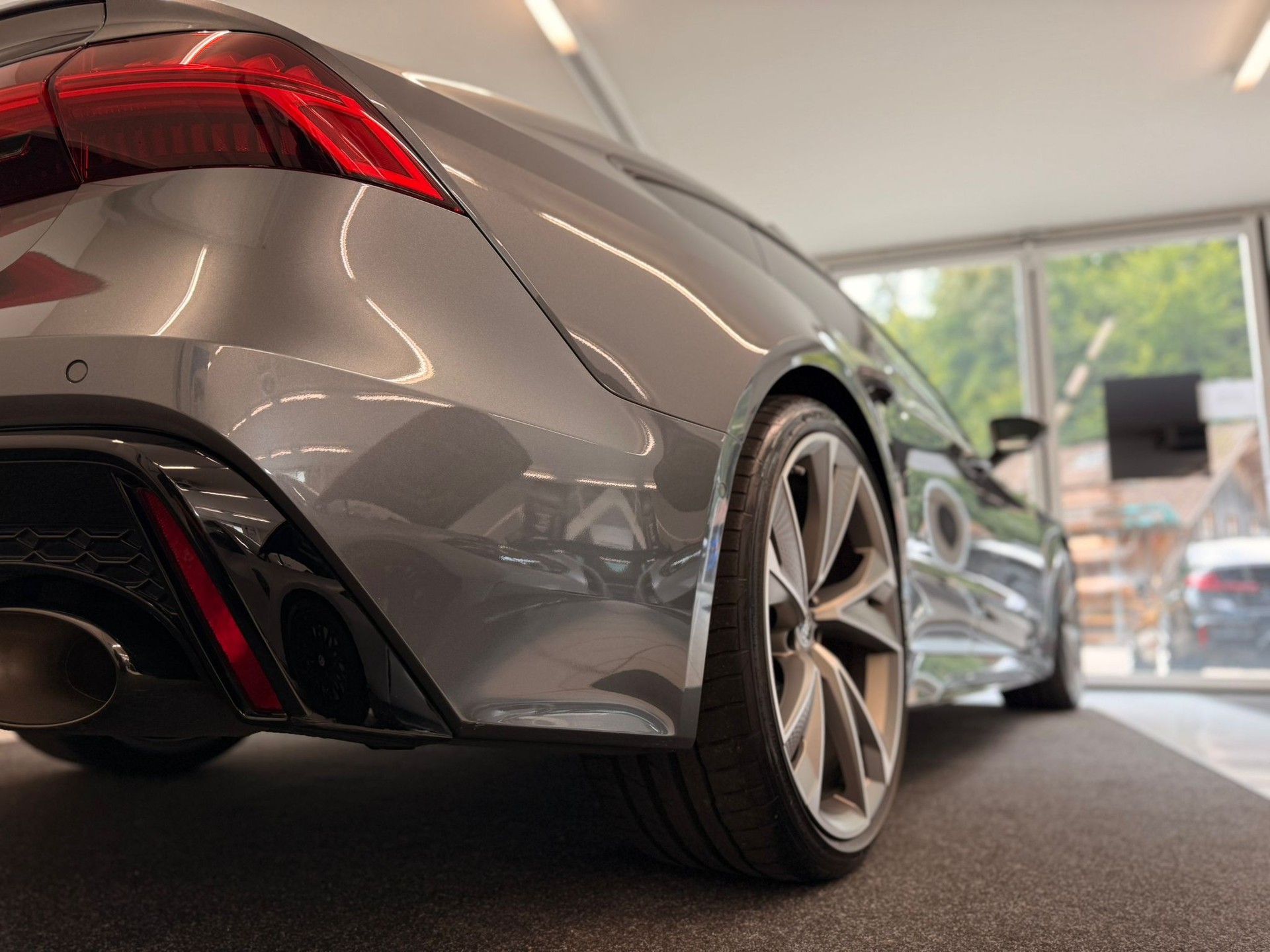 AUDI RS7 Sportback MHEV-image-6