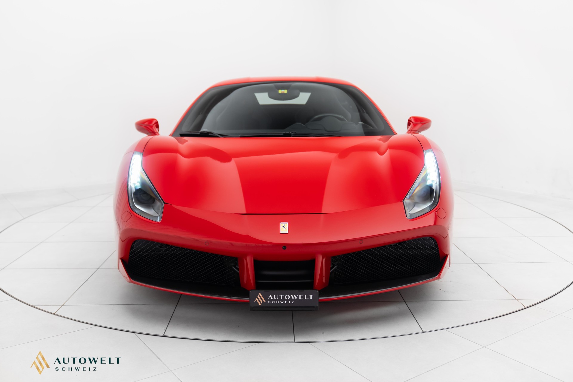 FERRARI 488 GTB 3.9 V8-showroom-element-3