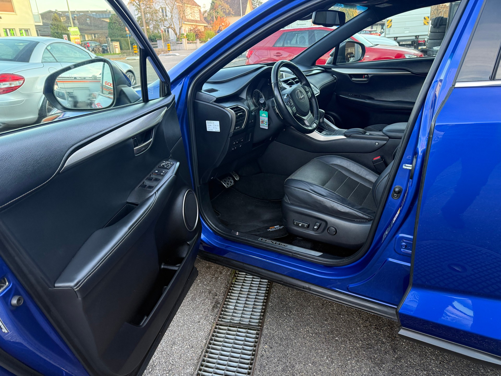 LEXUS NX 200t F-Sport AWD Automatic-image-12