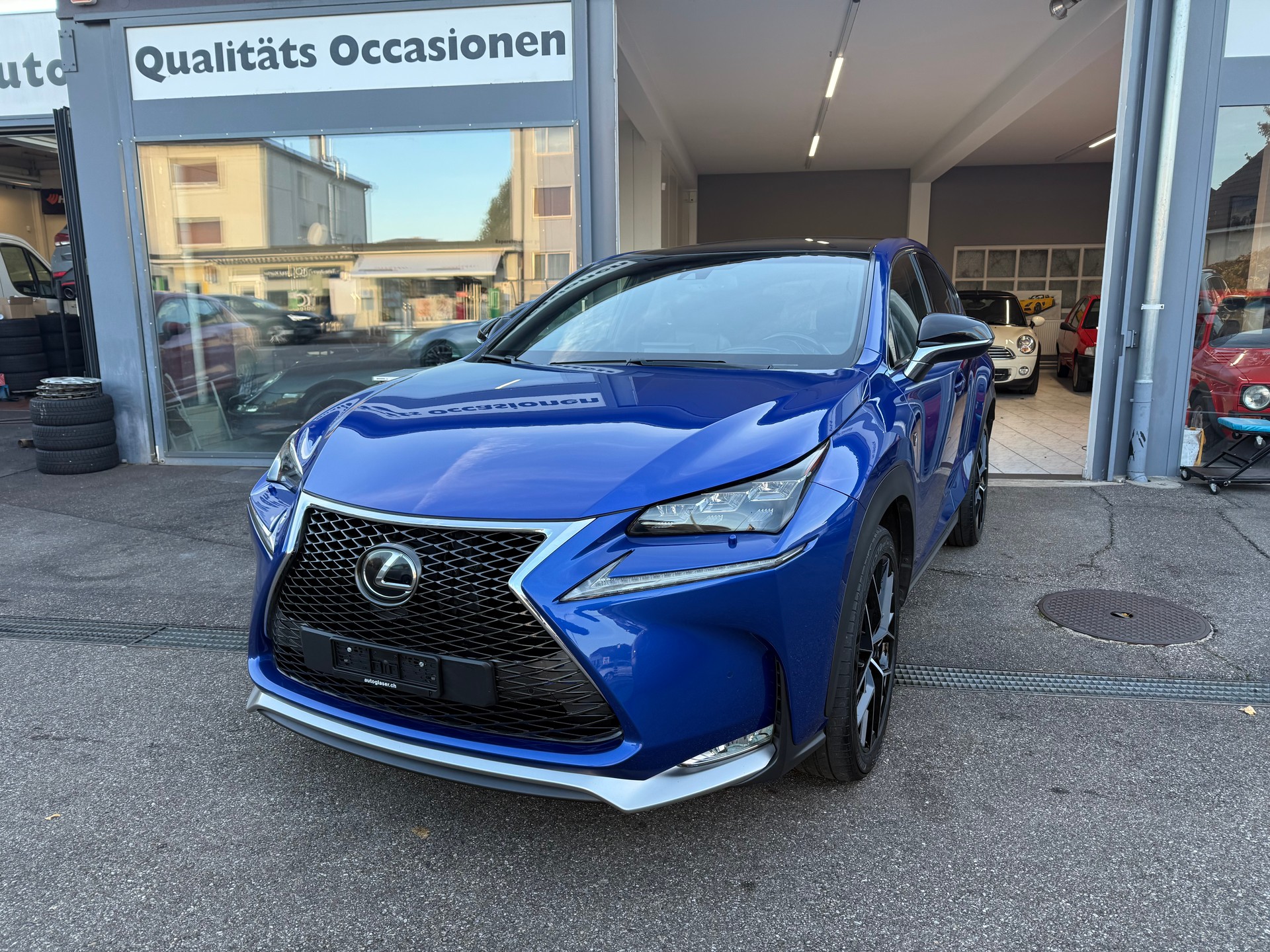LEXUS NX 200t F-Sport AWD Automatic-showroom-element-1