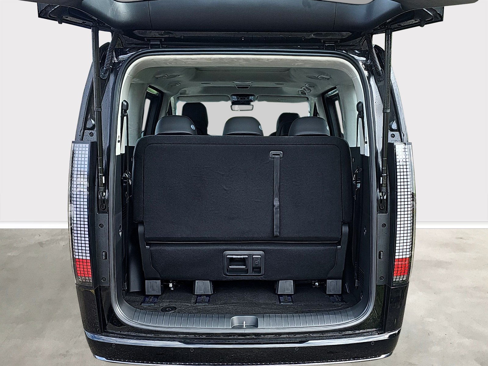 HYUNDAI Staria Premium 1.6 T-GDi HEV Vertex A-showroom-element-3