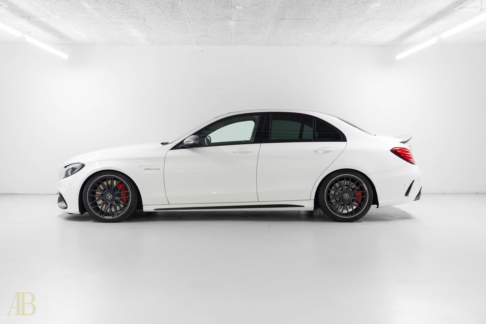 MERCEDES-BENZ C 63 S AMG-image-3