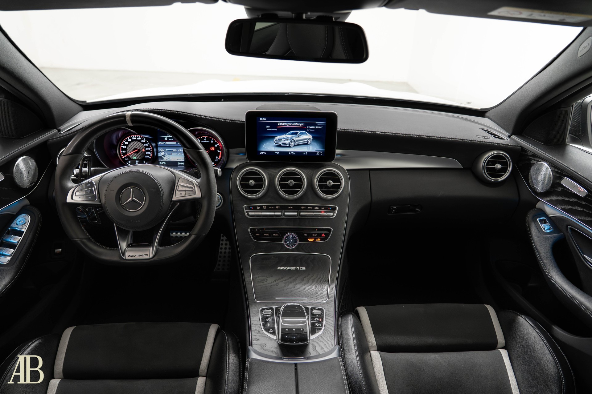 MERCEDES-BENZ C 63 S AMG-image-13