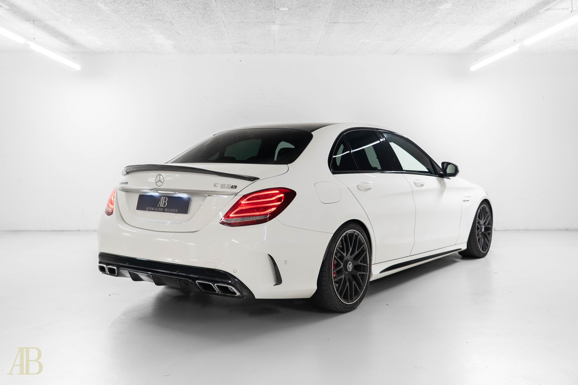MERCEDES-BENZ C 63 S AMG-image-7