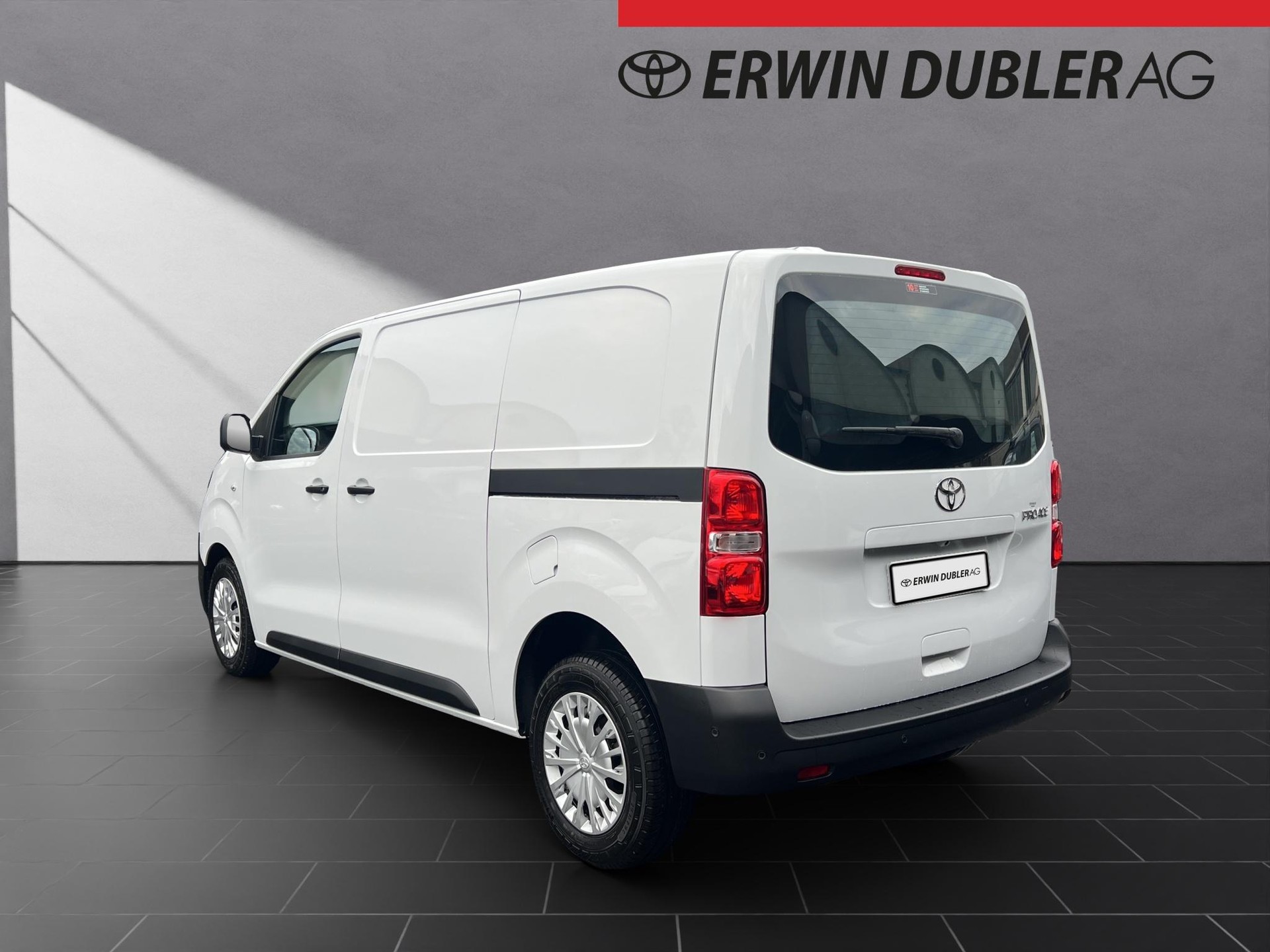 TOYOTA PROACE Van L1 2.0 D Advanced-showroom-element-3