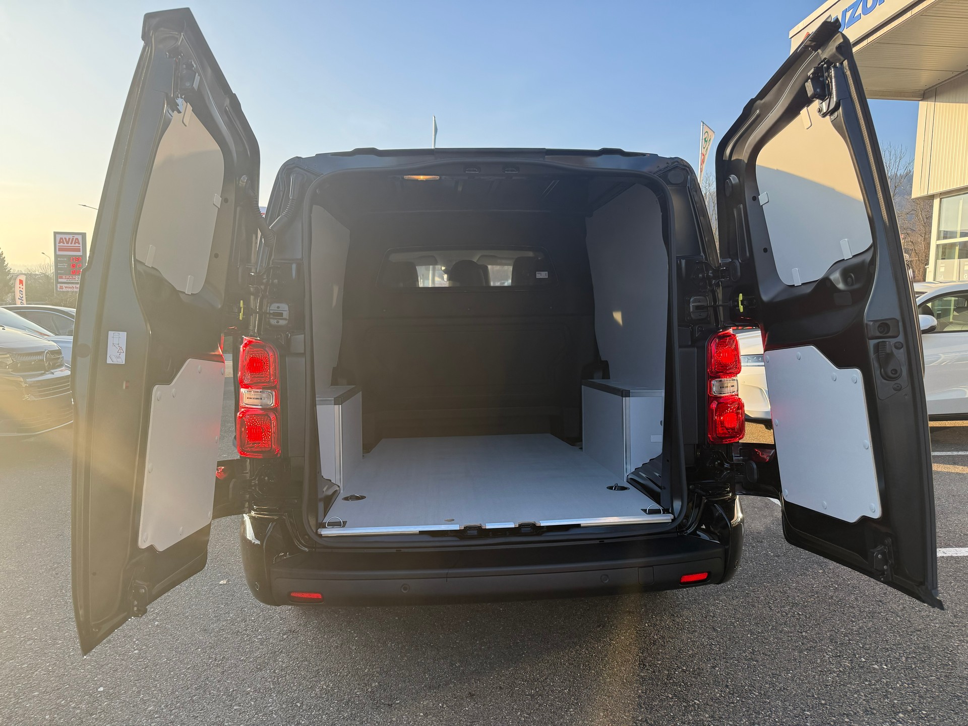 CITROEN Jumpy 2.0 BlueHDi 180 XL EAT8 6 Plätze-image-18
