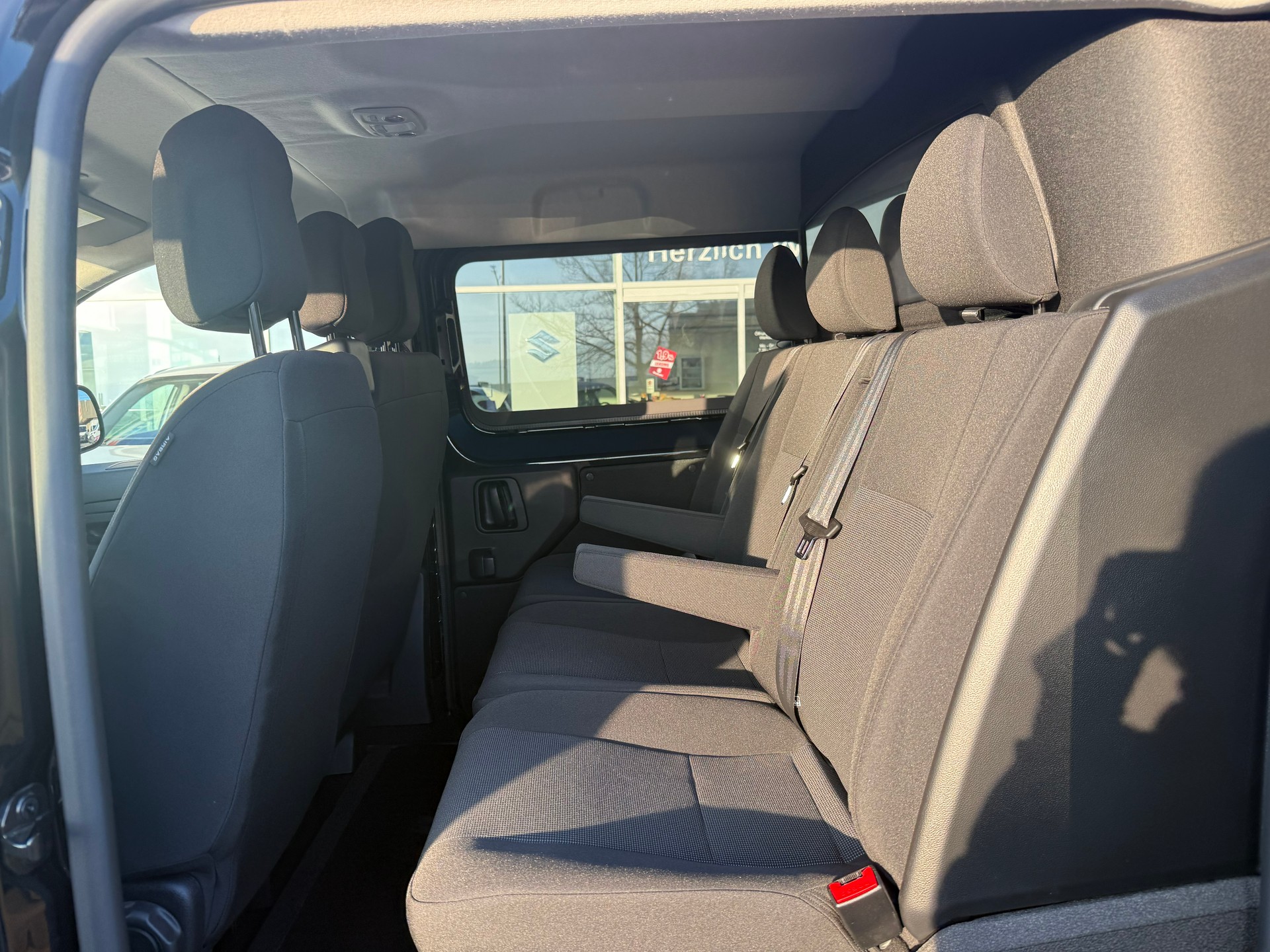 CITROEN Jumpy 2.0 BlueHDi 180 XL EAT8 6 Plätze-image-17