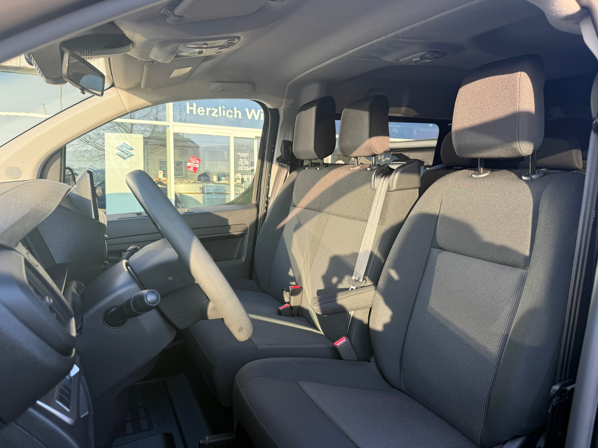 CITROEN Jumpy 2.0 BlueHDi 180 XL EAT8 6 Plätze-image-8