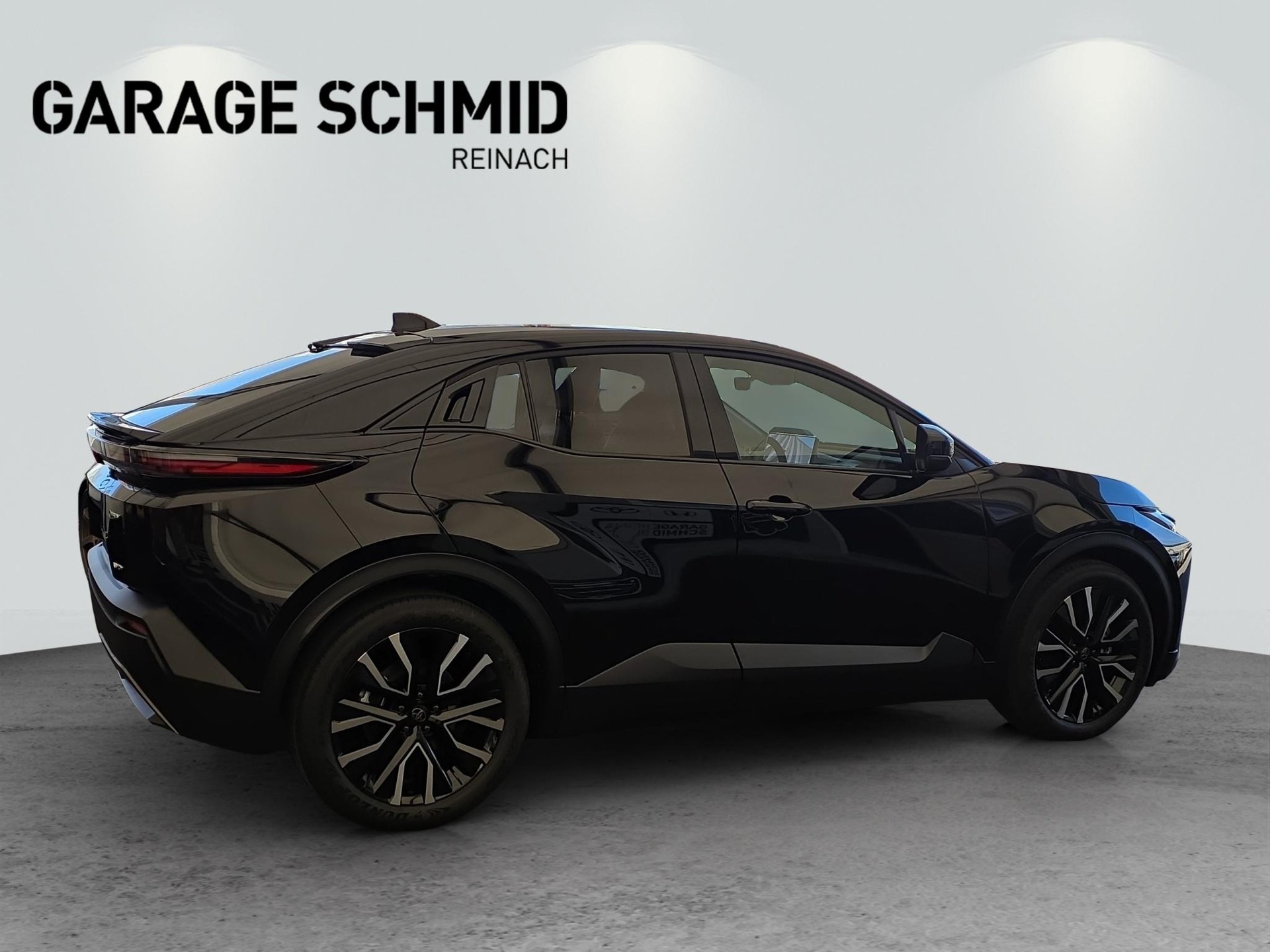 TOYOTA C-HR+ Style AWD-image-6