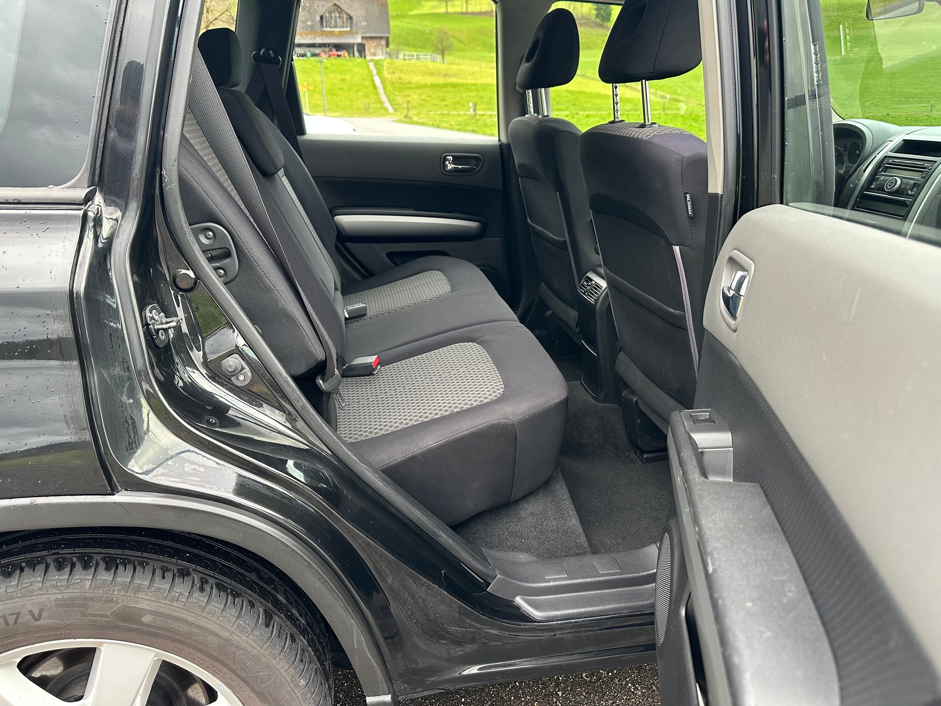 NISSAN X-Trail 2.0 dCi 16V LE-image-13