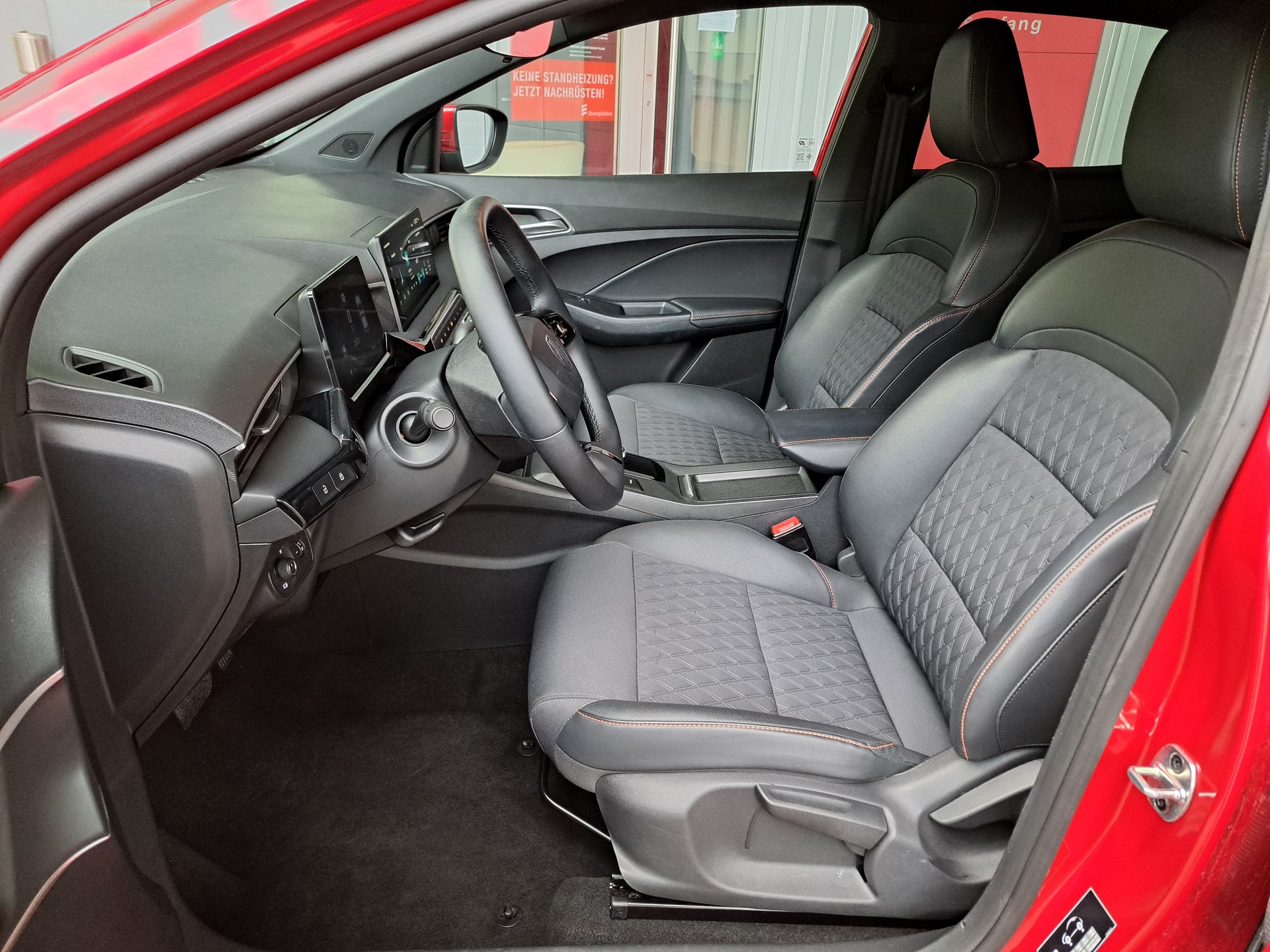 MG 3 1.5 Hybrid Luxury Aut.-image-10