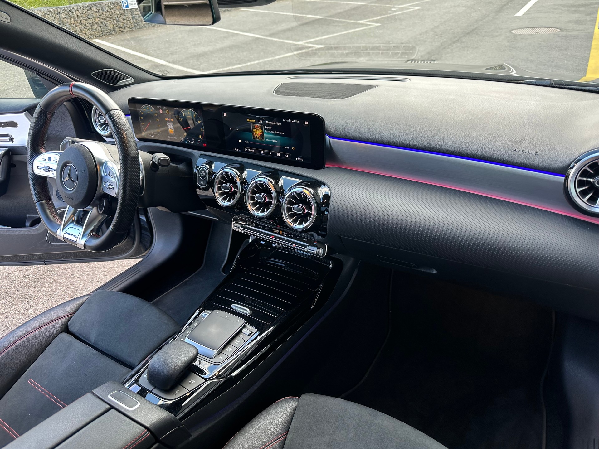 MERCEDES-BENZ A 45 S AMG 4Matic+ Speedshift-image-7