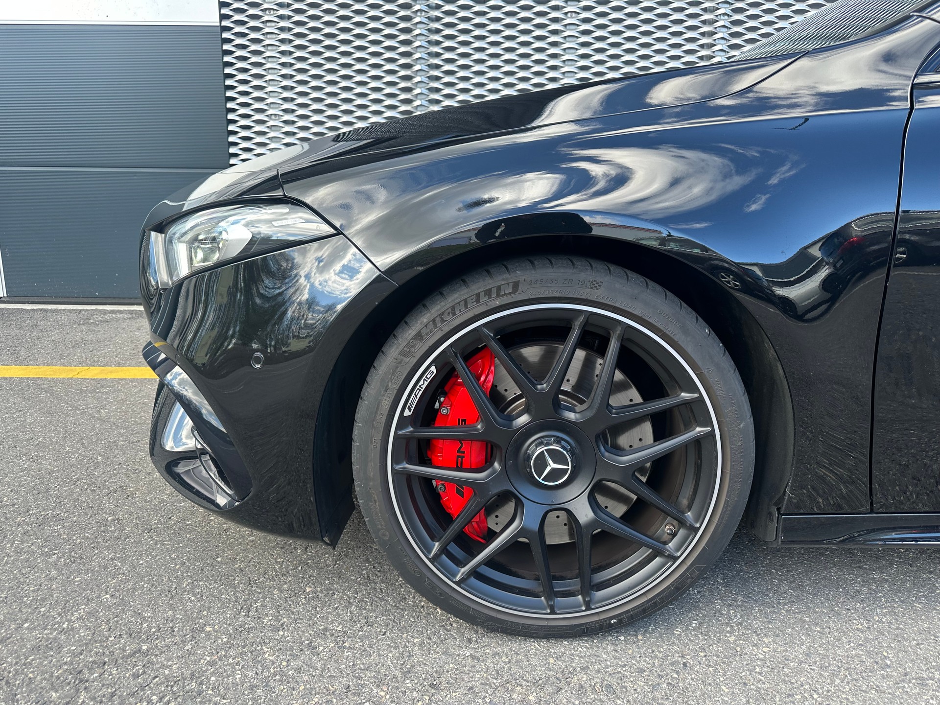 MERCEDES-BENZ A 45 S AMG 4Matic+ Speedshift-image-3
