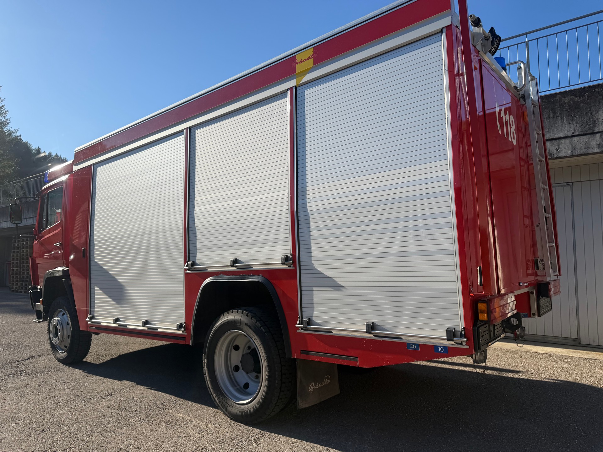 MERCEDES-BENZ 4x4 1224 AF-image-2