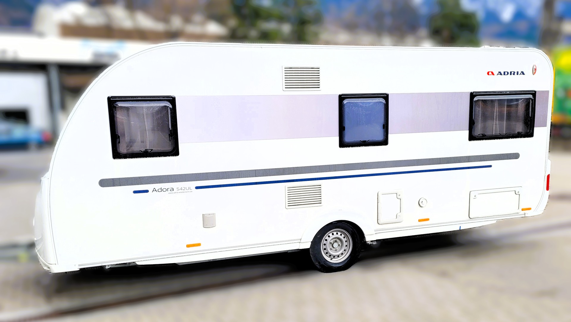 ADRIA 542 UL-showroom-element-2