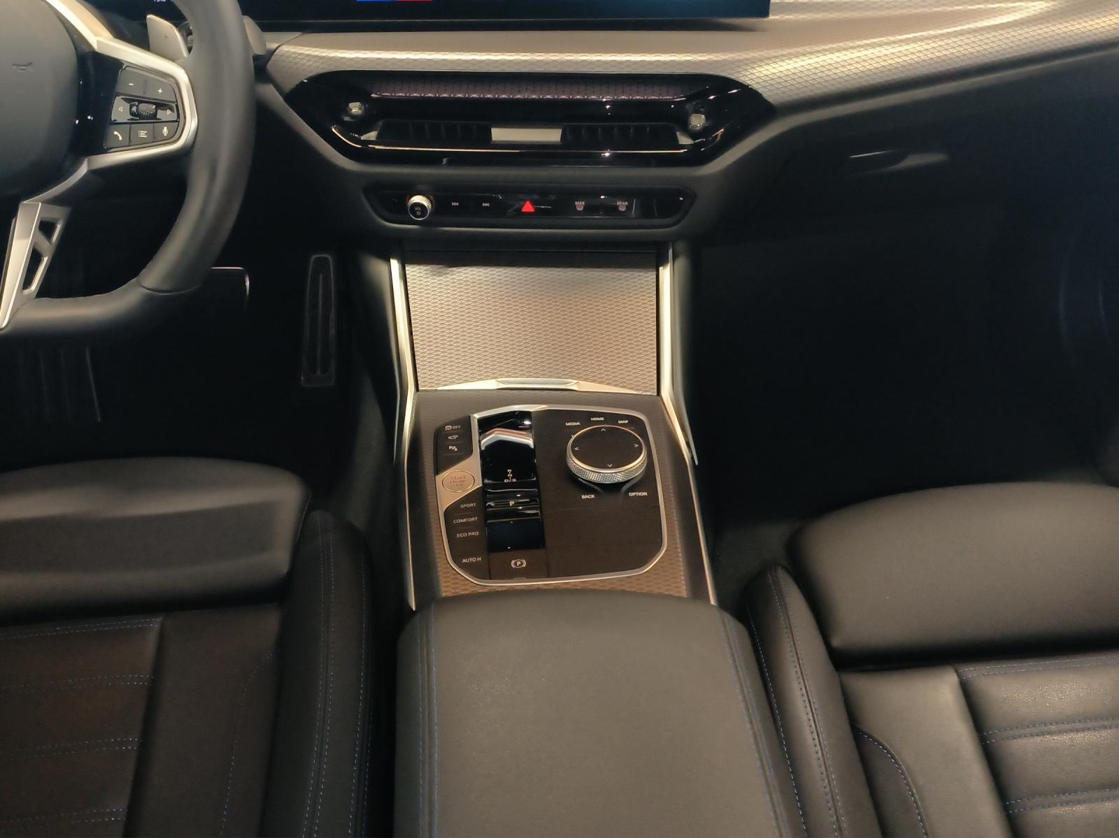 BMW 320d xDrive SAG Touring-image-19