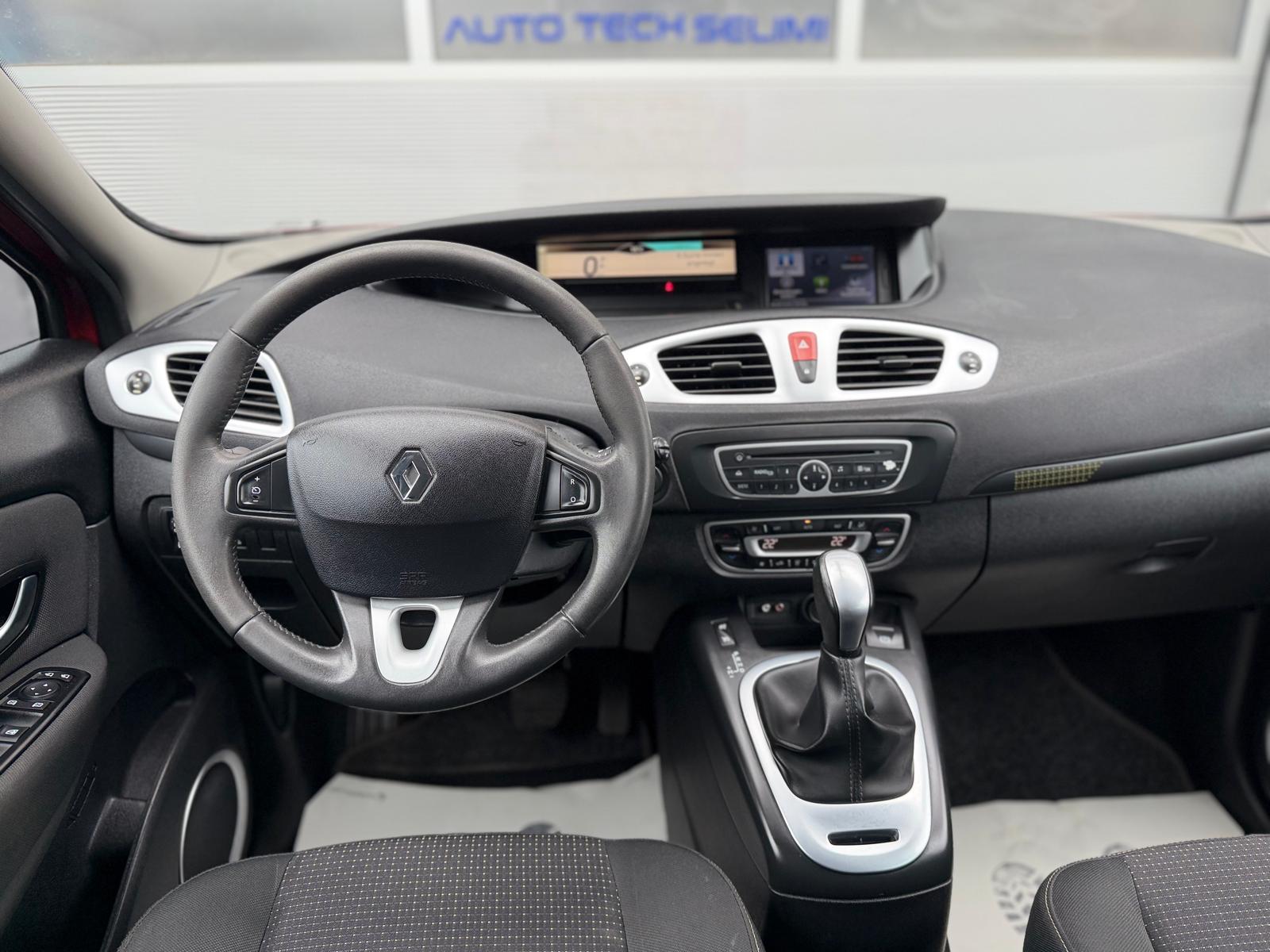 RENAULT Scénic 2.0 16V Dynamique X-Tronic CVT-image-9