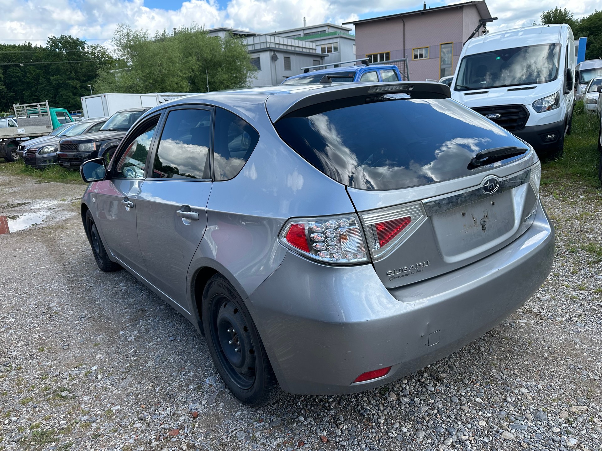 SUBARU Impreza 2.0R Comfort Automatic-image-2
