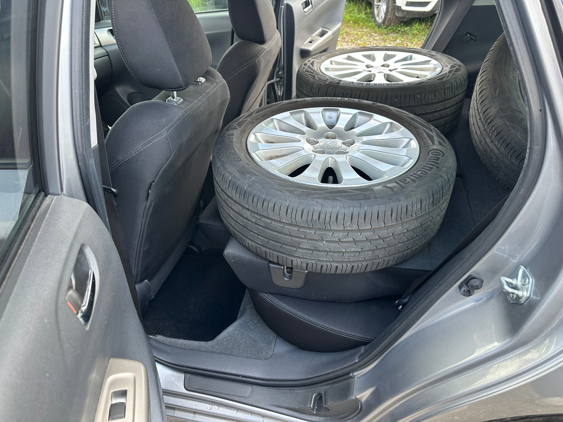 SUBARU Impreza 2.0R Comfort Automatic-image-7