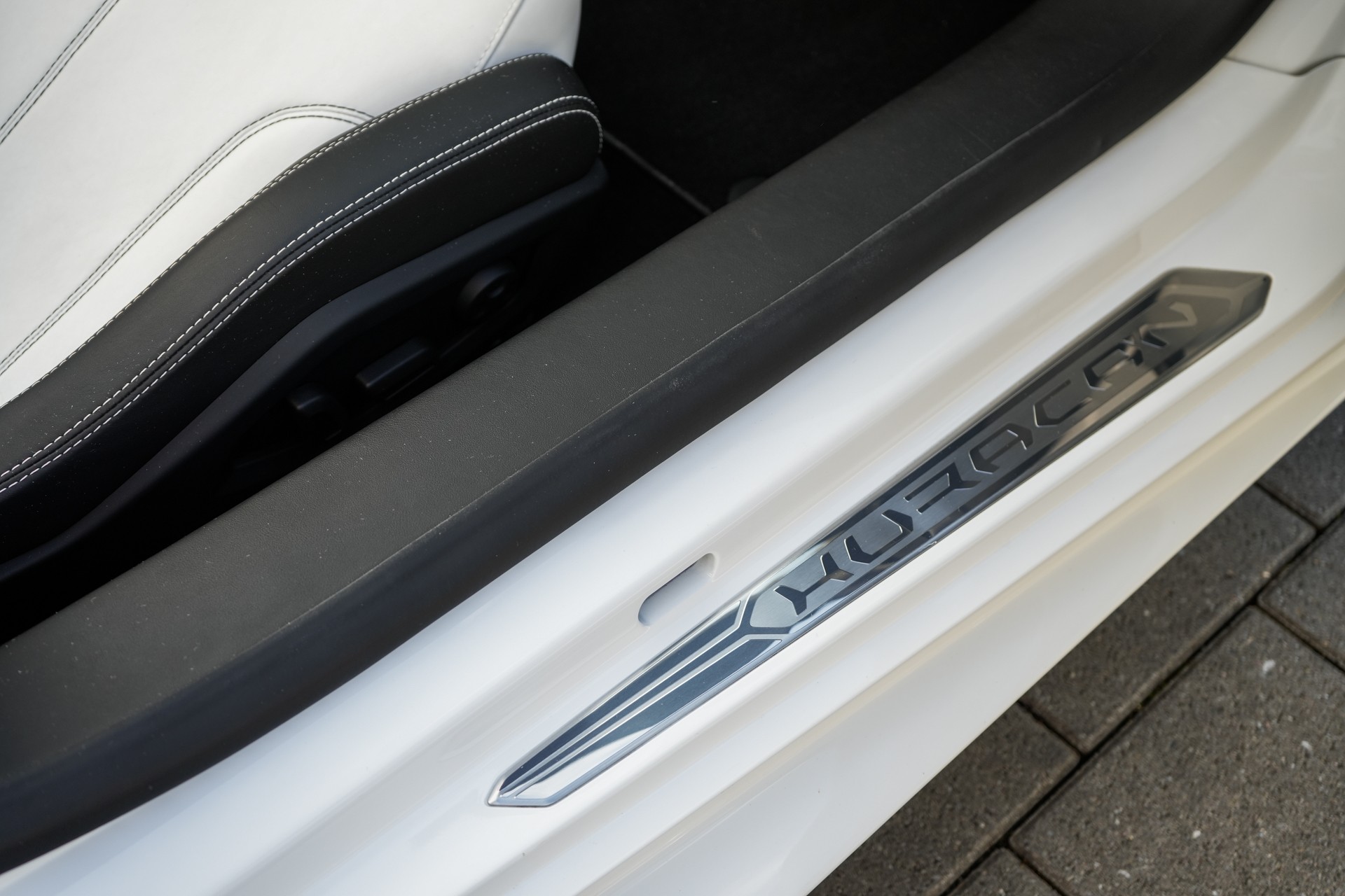 LAMBORGHINI Huracan LP610-4 Spyder DCT-image-14