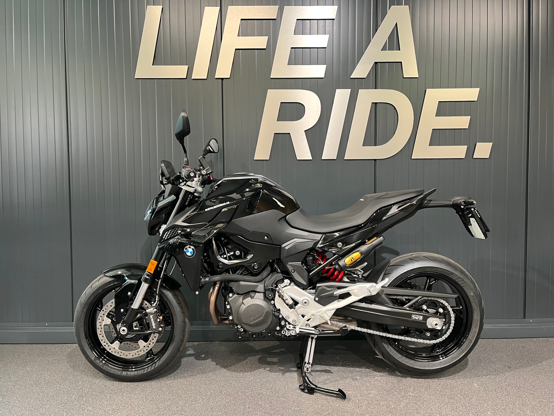 BMW F 900 R A2 (35kW)-image-2