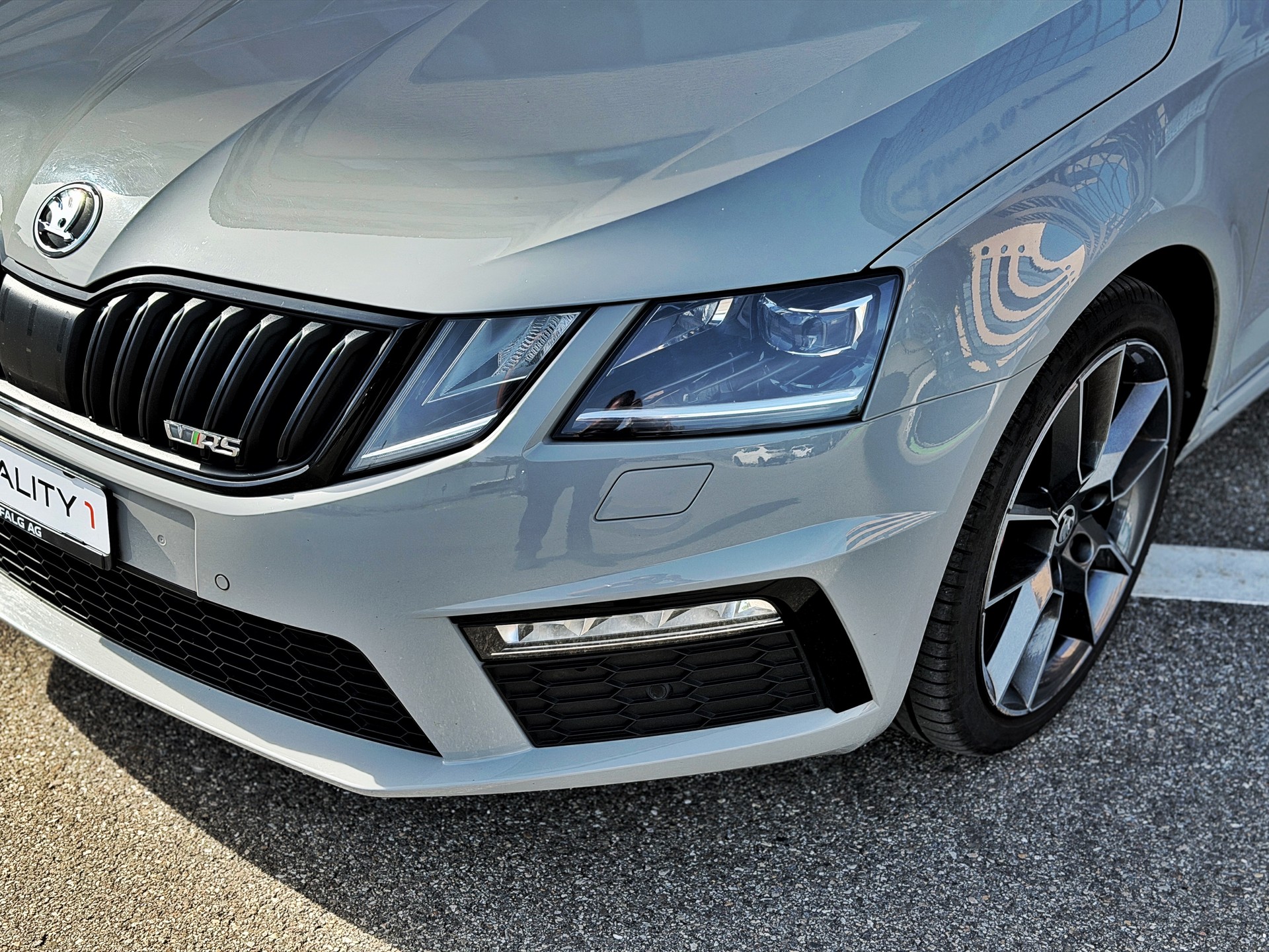 SKODA Octavia Combi 2.0 TDI RS 4x4 DSG-image-9