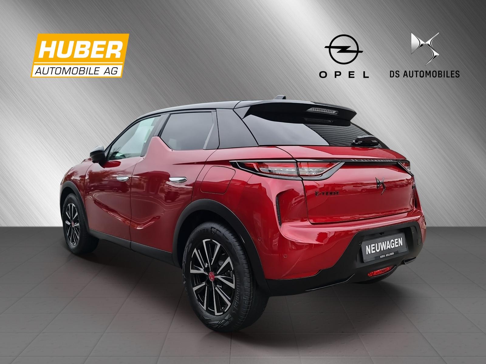 DS AUTOMOBILES 3 Crossback E-Tense Ligne Noire-showroom-element-2