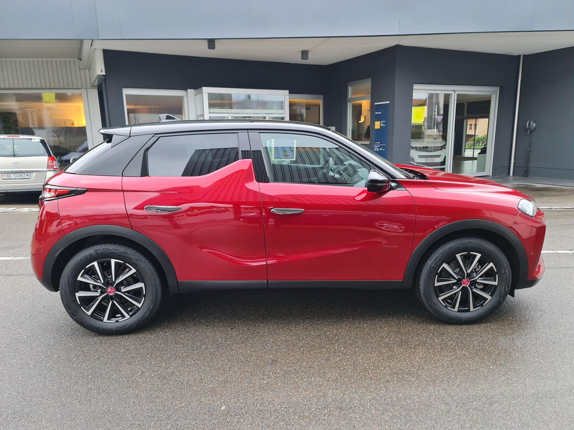 DS AUTOMOBILES 3 Crossback E-Tense Ligne Noire-image-23