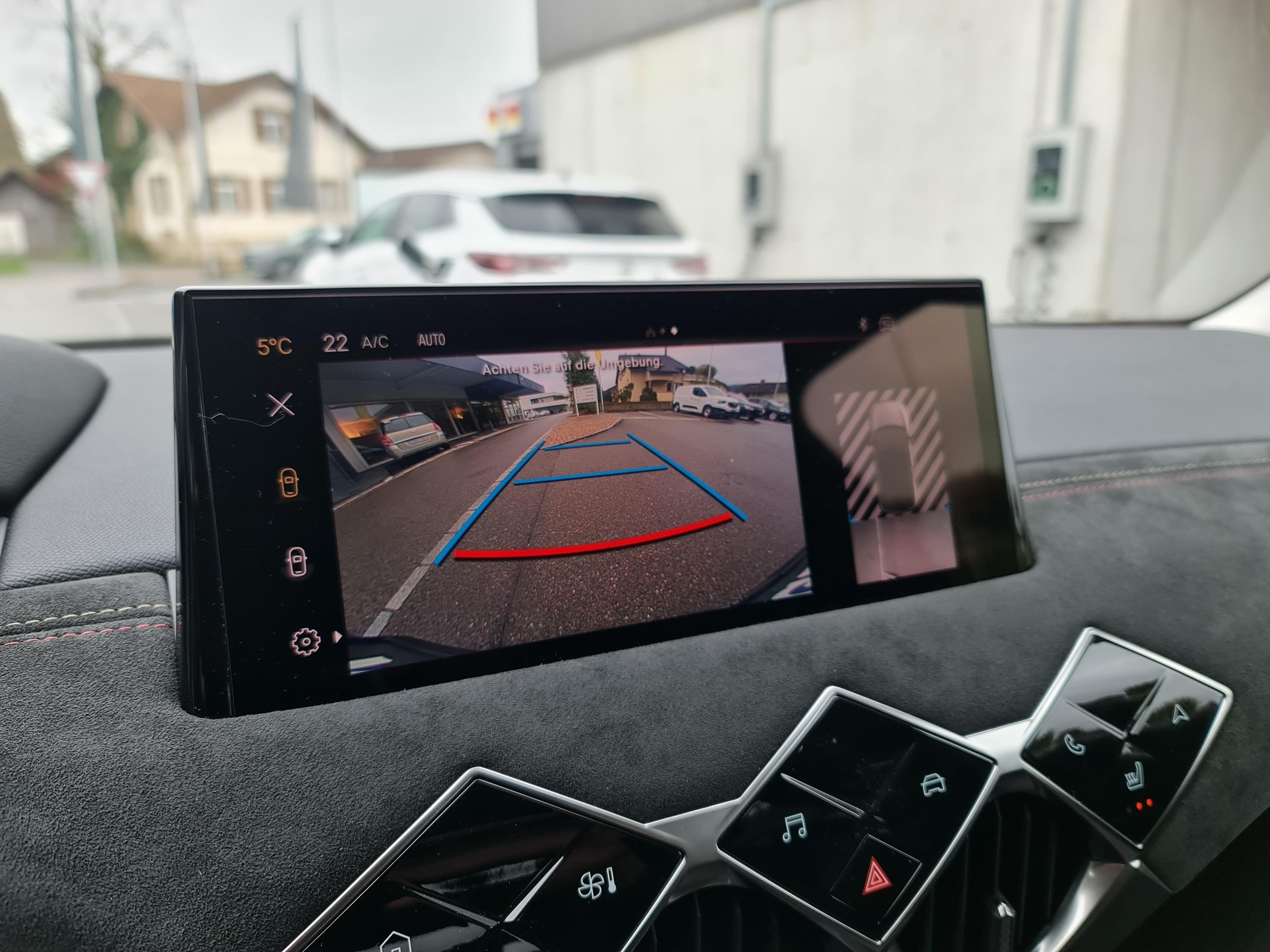 DS AUTOMOBILES 3 Crossback E-Tense Ligne Noire-image-18