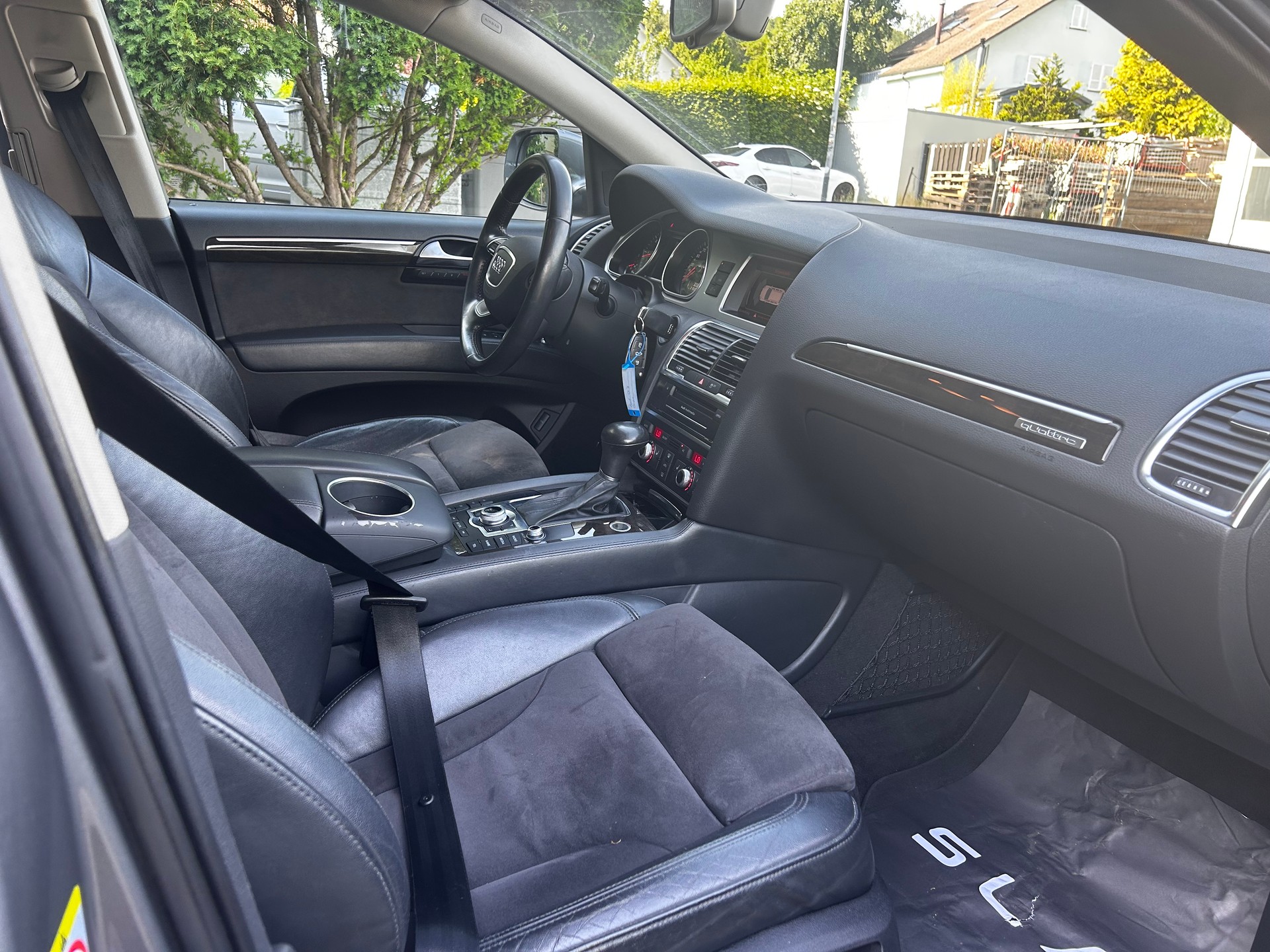 AUDI Q7 3.0 TDI addBlue quattro tiptronic-image-9