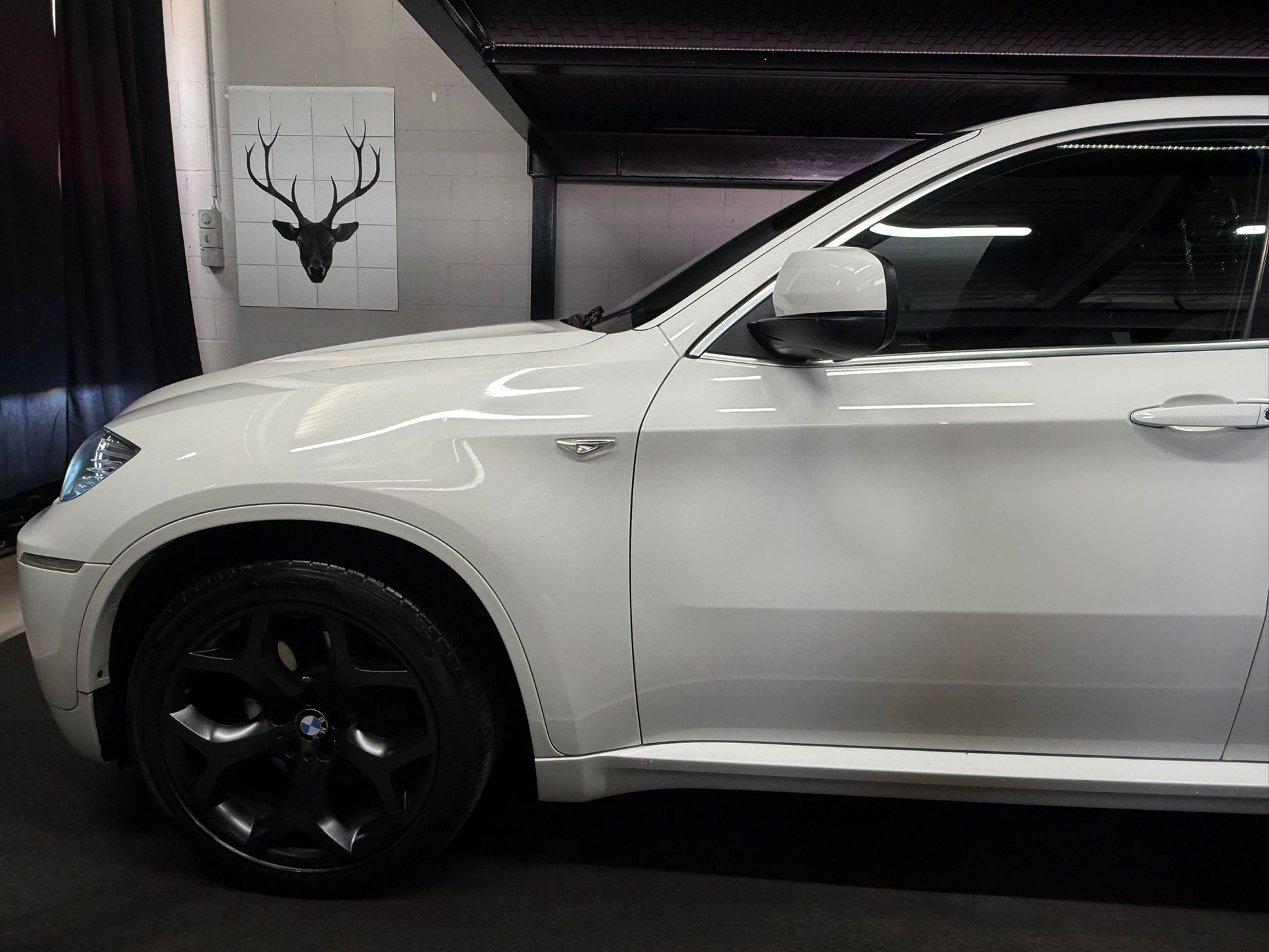 BMW X6 xDrive 40d Steptronic / Wunderschöne Konfiguration-image-7
