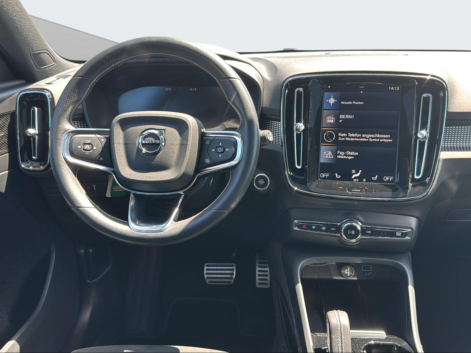 VOLVO XC40 2.0 B5 MH R-Design AWD-image-12