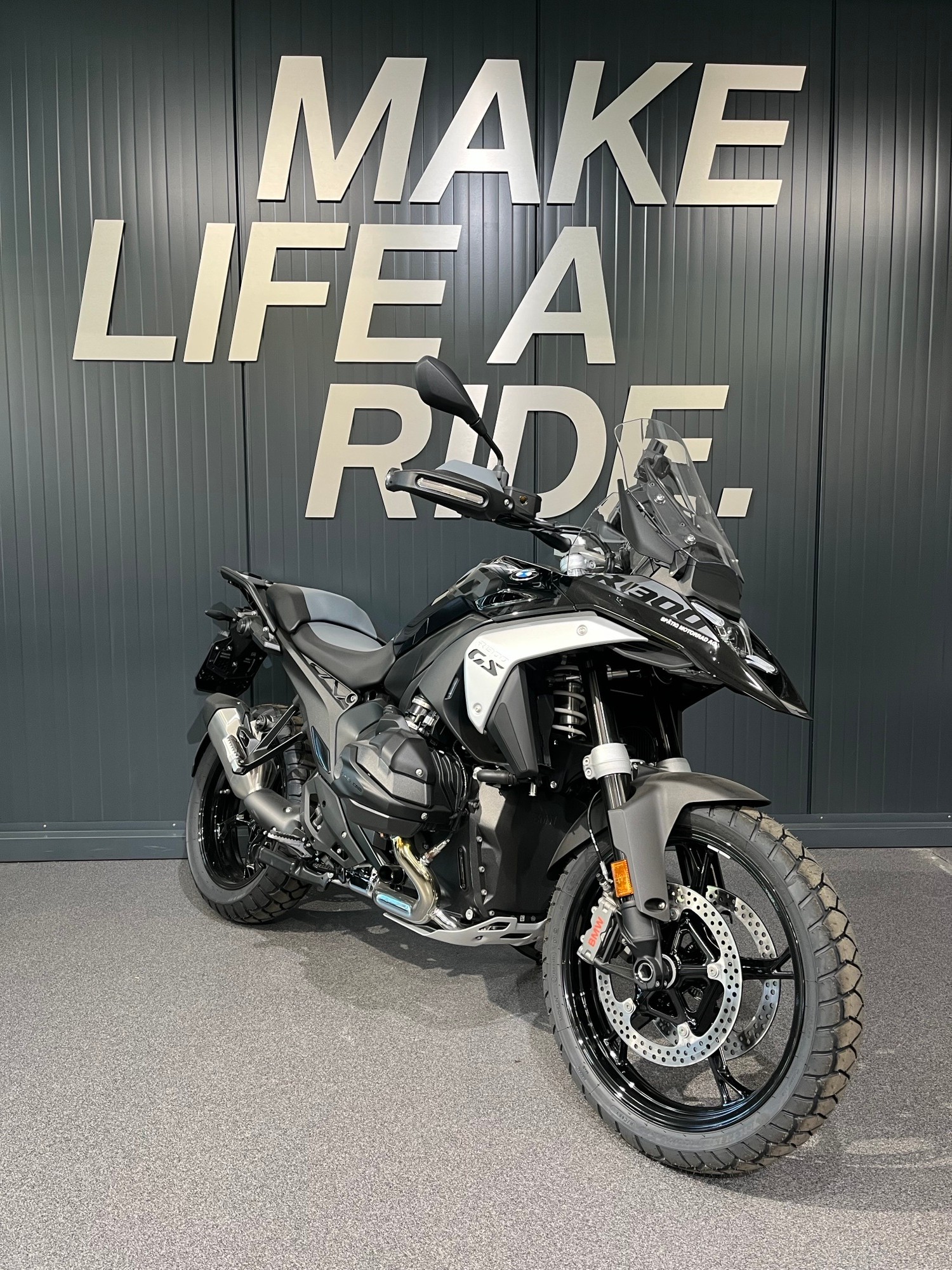 BMW R 1300 GS-showroom-element-1