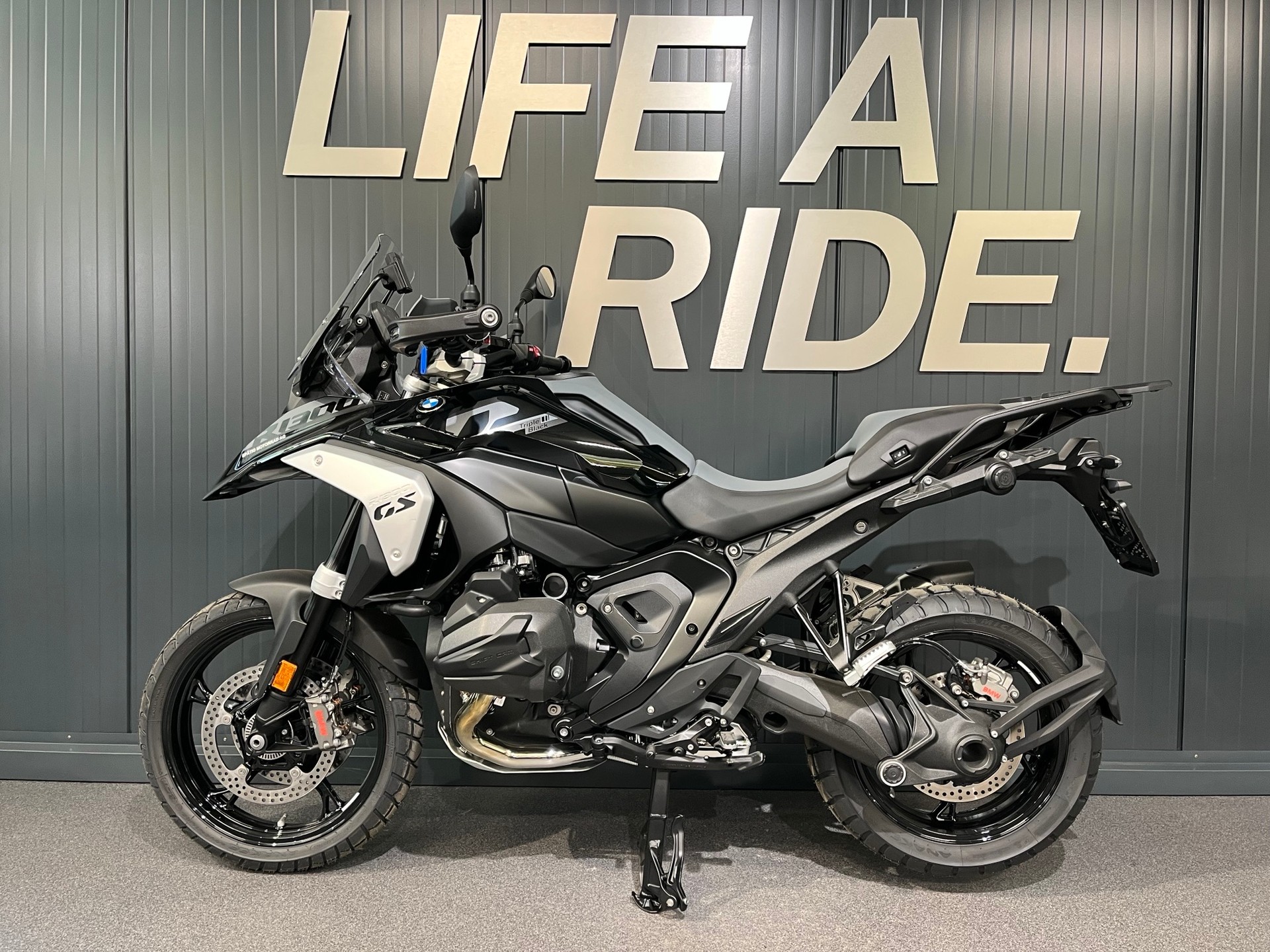 BMW R 1300 GS-showroom-element-2