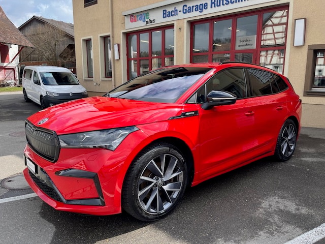 SKODA Enyaq iV 80x SportLine - SoH 92%