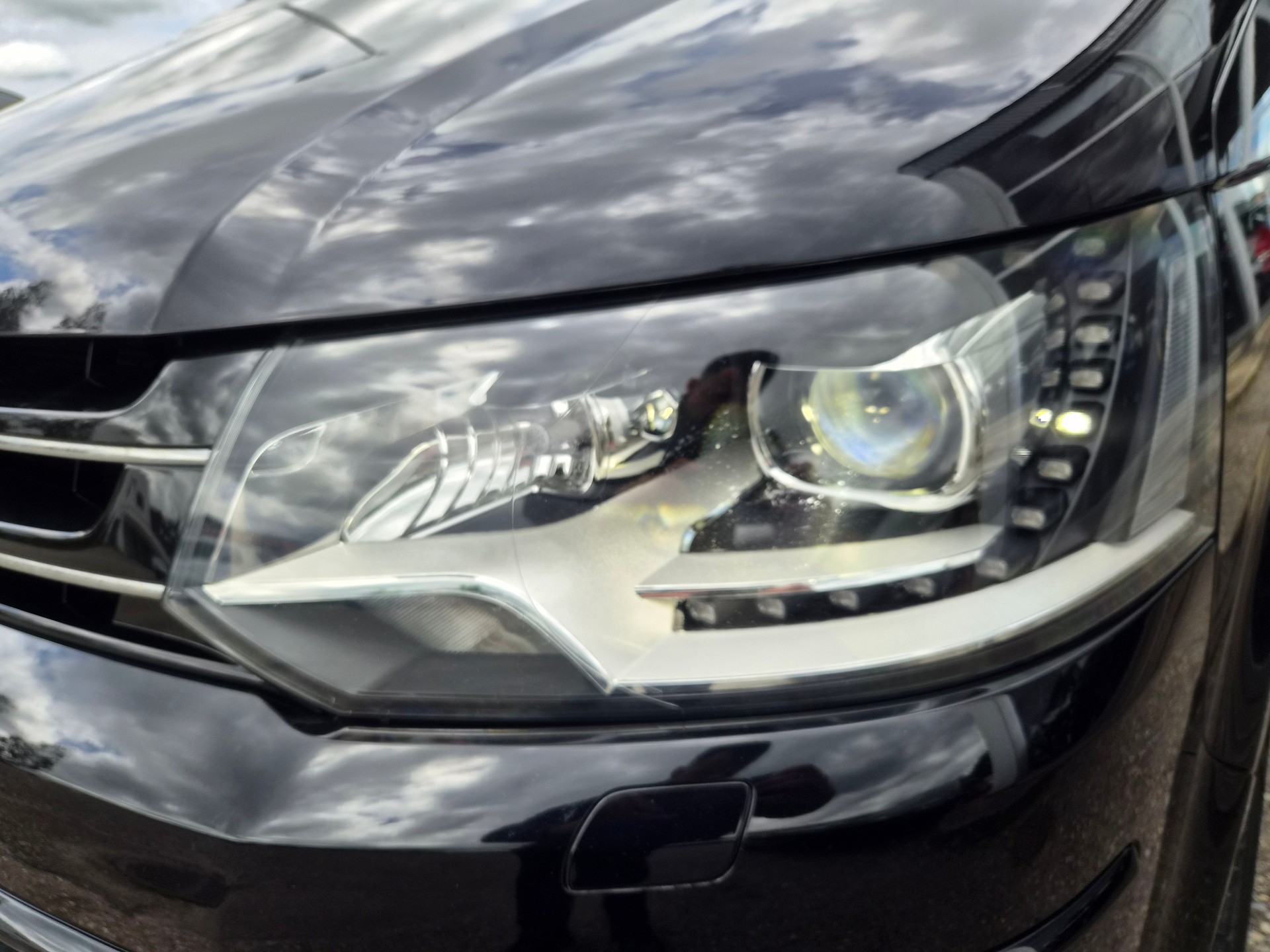 VW T5 Multivan 2.0 Bi-TDI CR HL Last Ed. 40Motion DSG 7 Sitzplätze-image-24