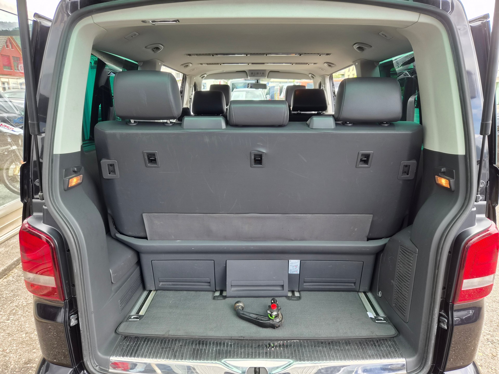 VW T5 Multivan 2.0 Bi-TDI CR HL Last Ed. 40Motion DSG 7 Sitzplätze-image-13