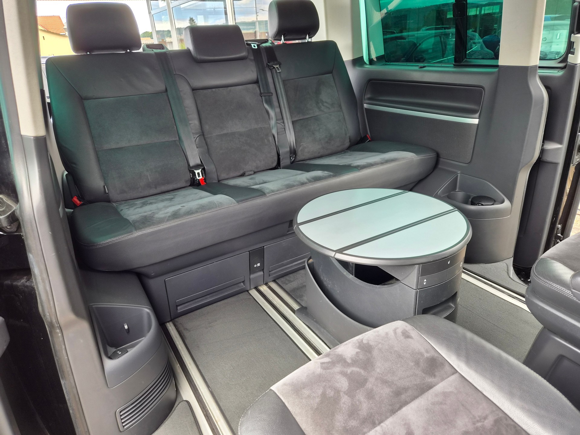 VW T5 Multivan 2.0 Bi-TDI CR HL Last Ed. 40Motion DSG 7 Sitzplätze-image-12