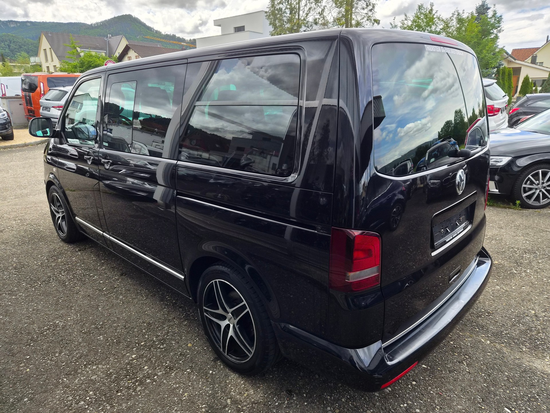 VW T5 Multivan 2.0 Bi-TDI CR HL Last Ed. 40Motion DSG 7 Sitzplätze-showroom-element-3