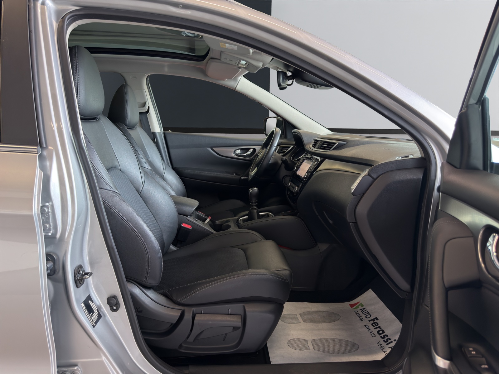 NISSAN Qashqai 1.6 dCi tekna ALL-MODE 4x4-image-18