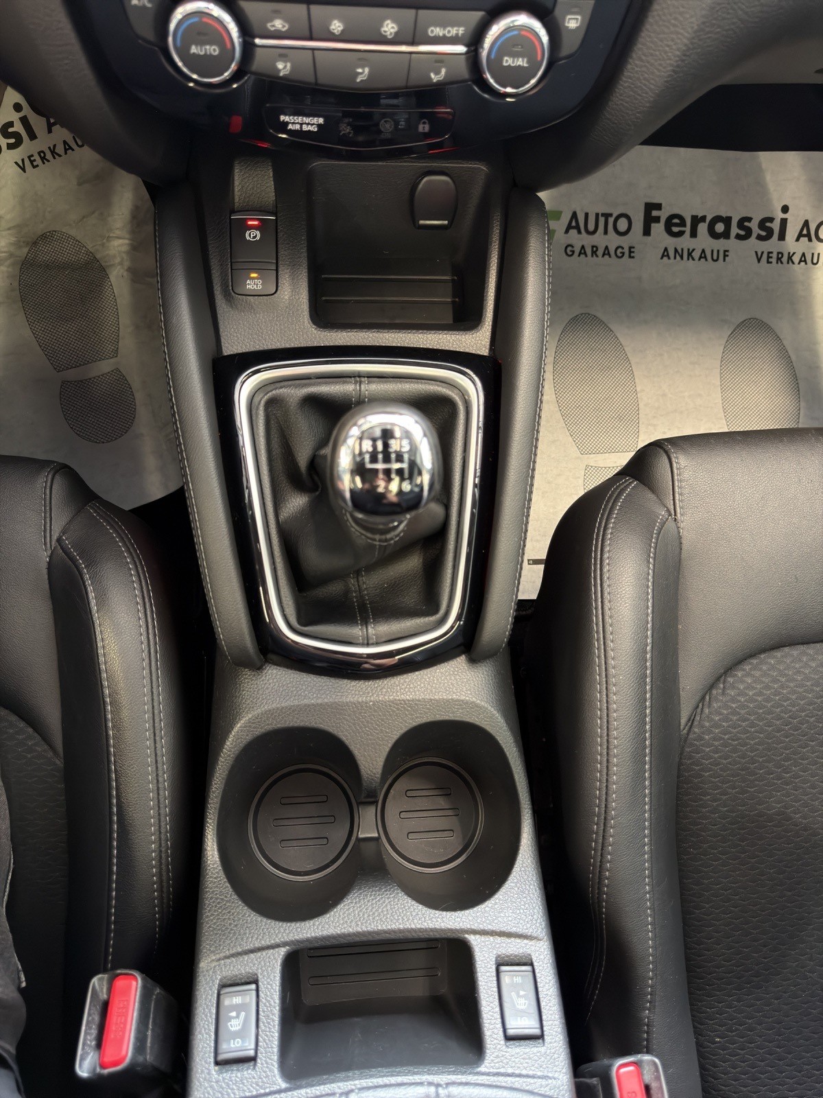 NISSAN Qashqai 1.6 dCi tekna ALL-MODE 4x4-image-27