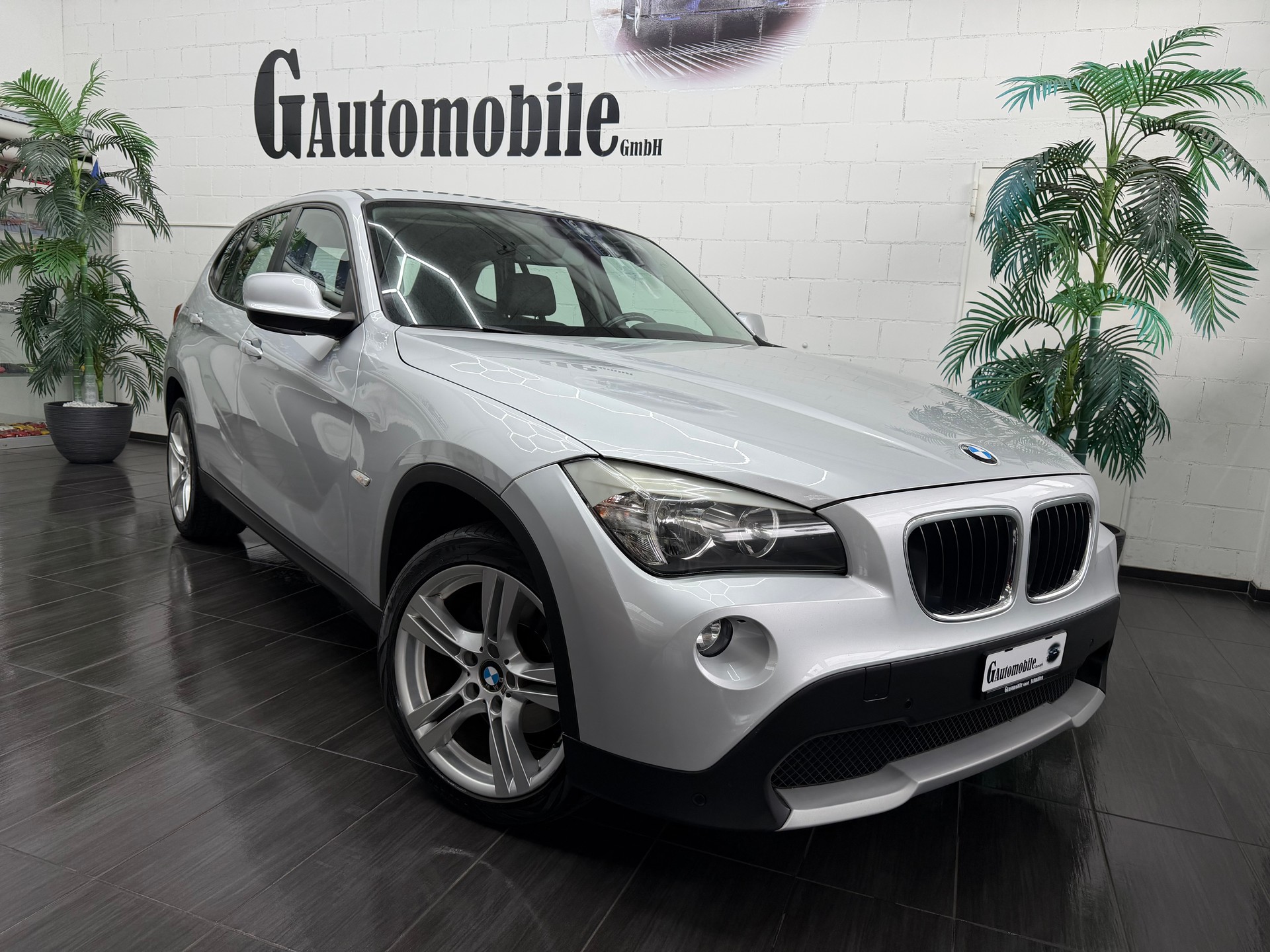 BMW X1 xDrive 18d Steptronic⭐️-showroom-element-1