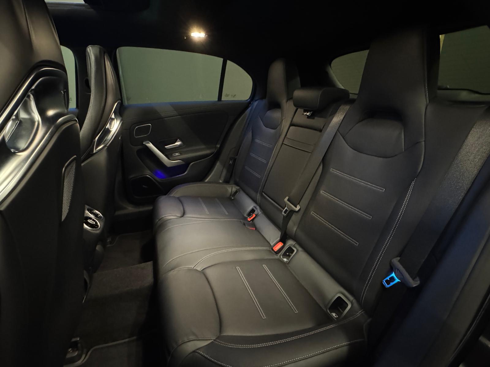 MERCEDES-BENZ A 45 S AMG 4Matic+ Speedshift-image-12