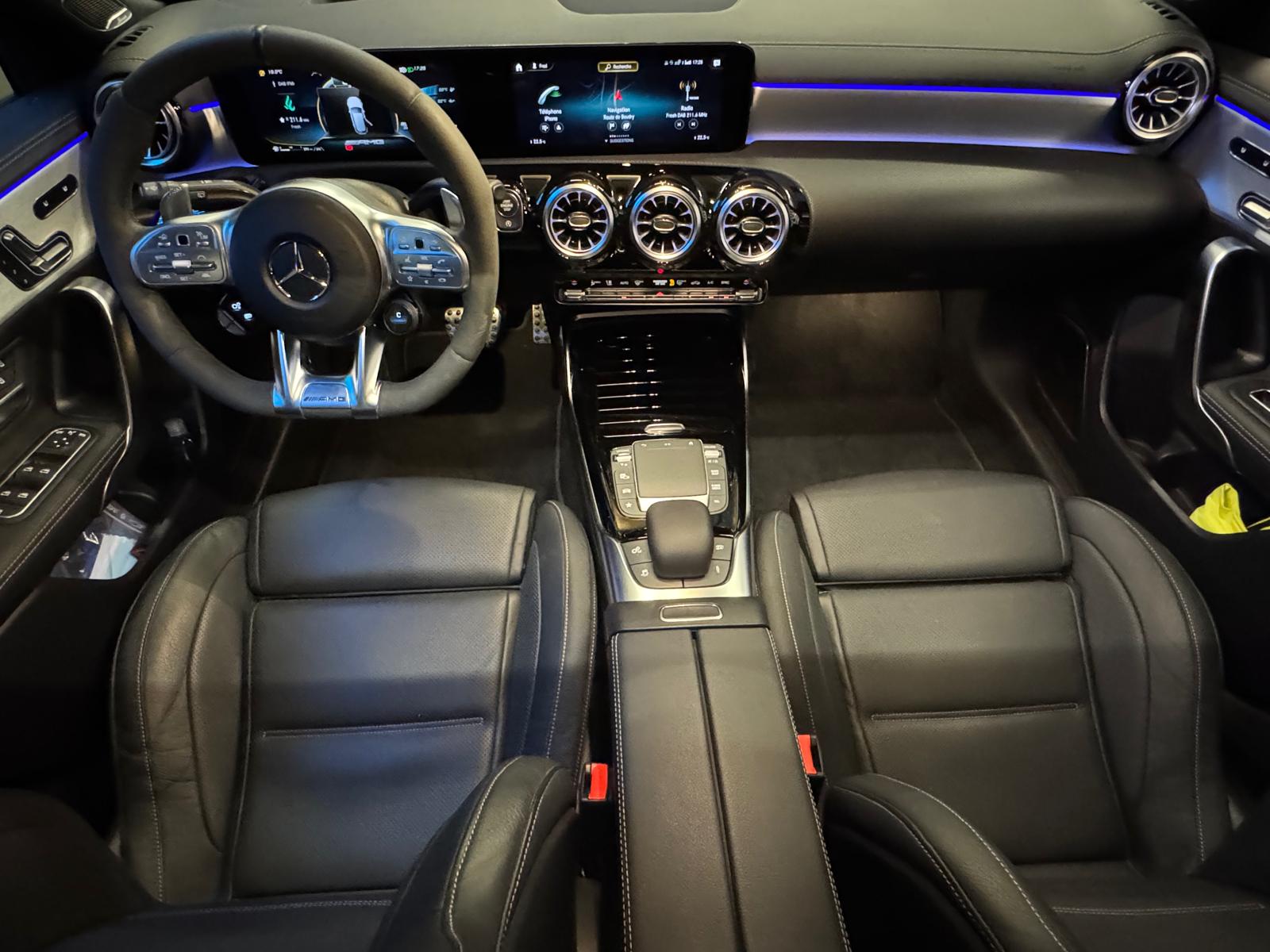 MERCEDES-BENZ A 45 S AMG 4Matic+ Speedshift-image-13