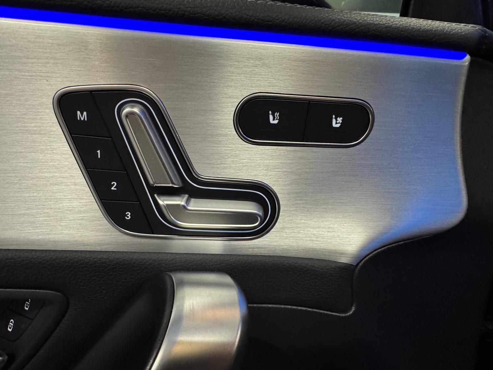 MERCEDES-BENZ A 45 S AMG 4Matic+ Speedshift-image-24