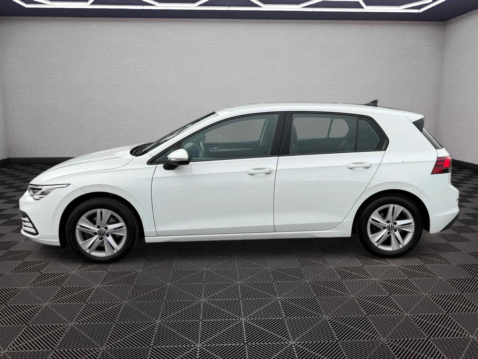 VW Golf Variant 2.0 TDI Life DSG-image-7