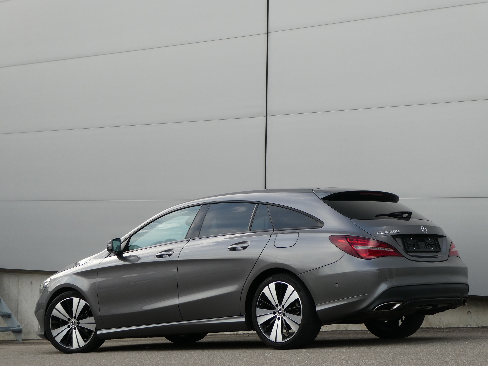 MERCEDES-BENZ CLA Shooting Brake 200 Urban 7G-DCT-image-5