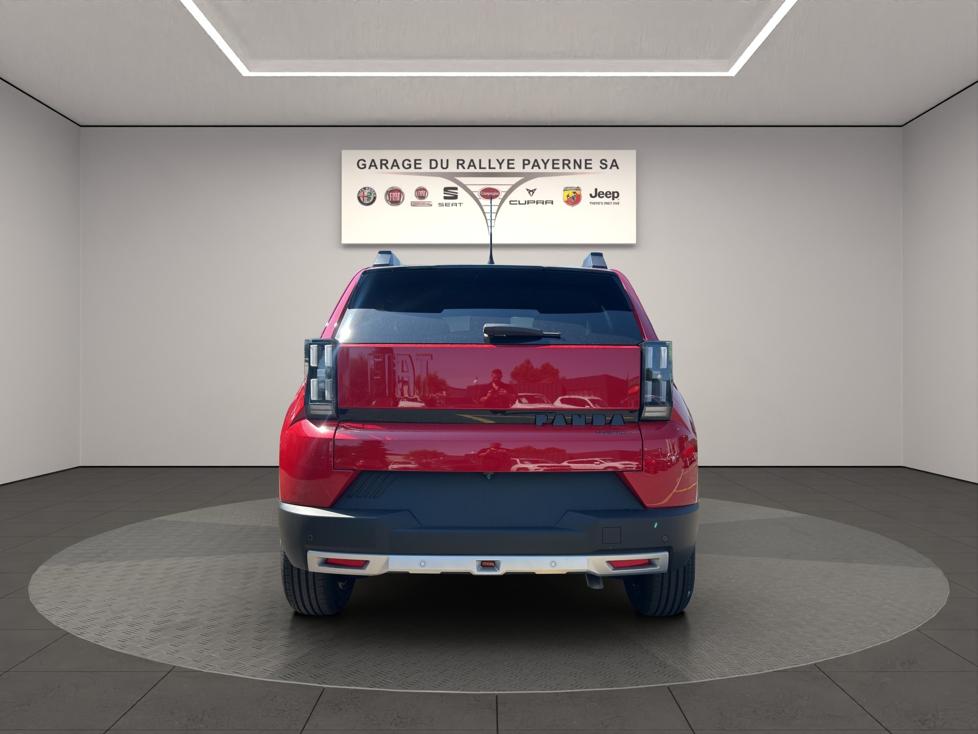 FIAT Grande Panda MHEV Icon-showroom-element-3