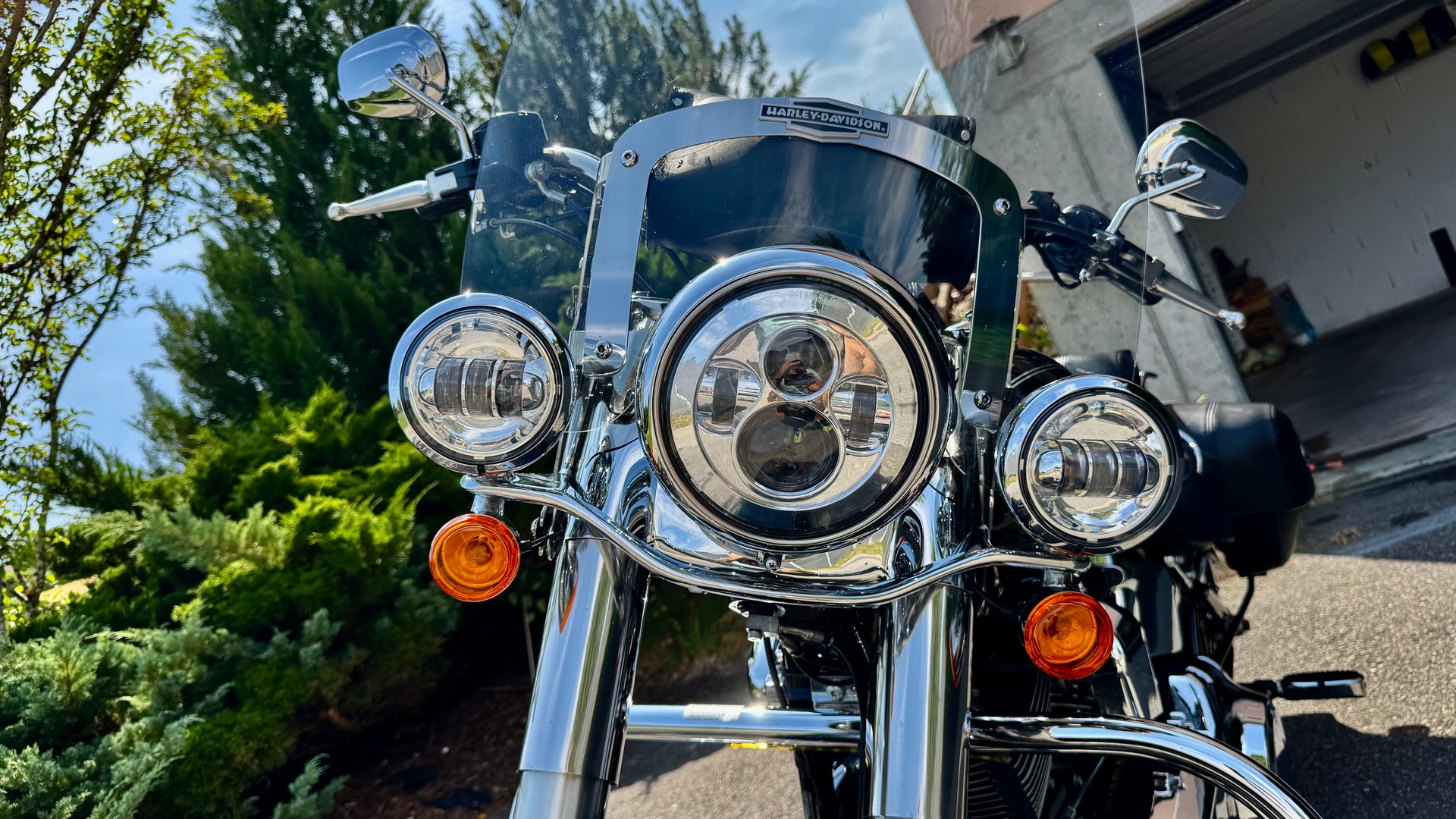 HARLEY-DAVIDSON FLSTN Softail Deluxe ABS-image-5